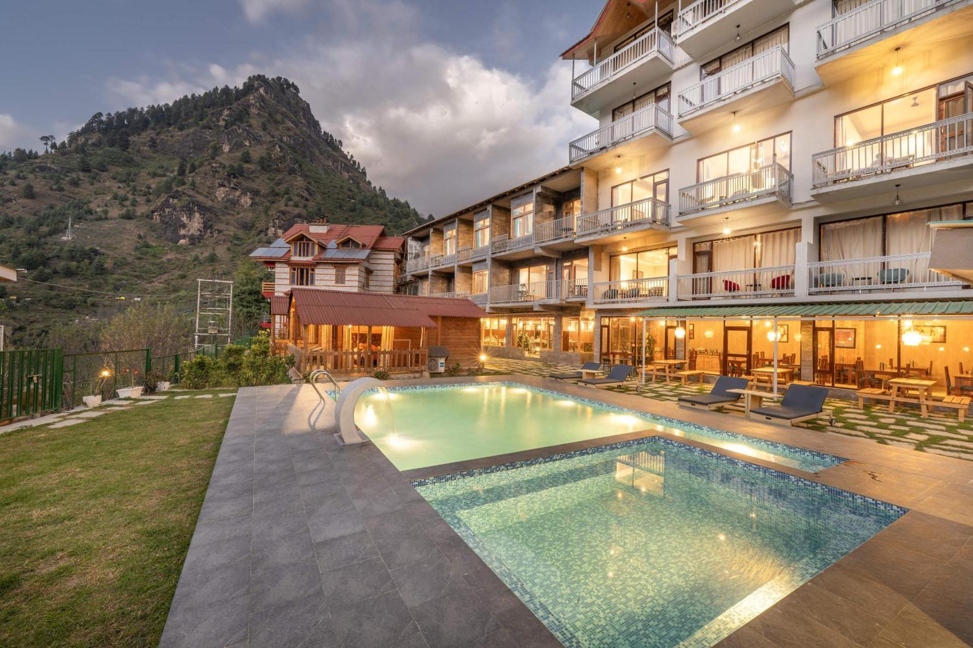 Hotel Echor Himalayan Heights Manali Zewnętrze zdjęcie