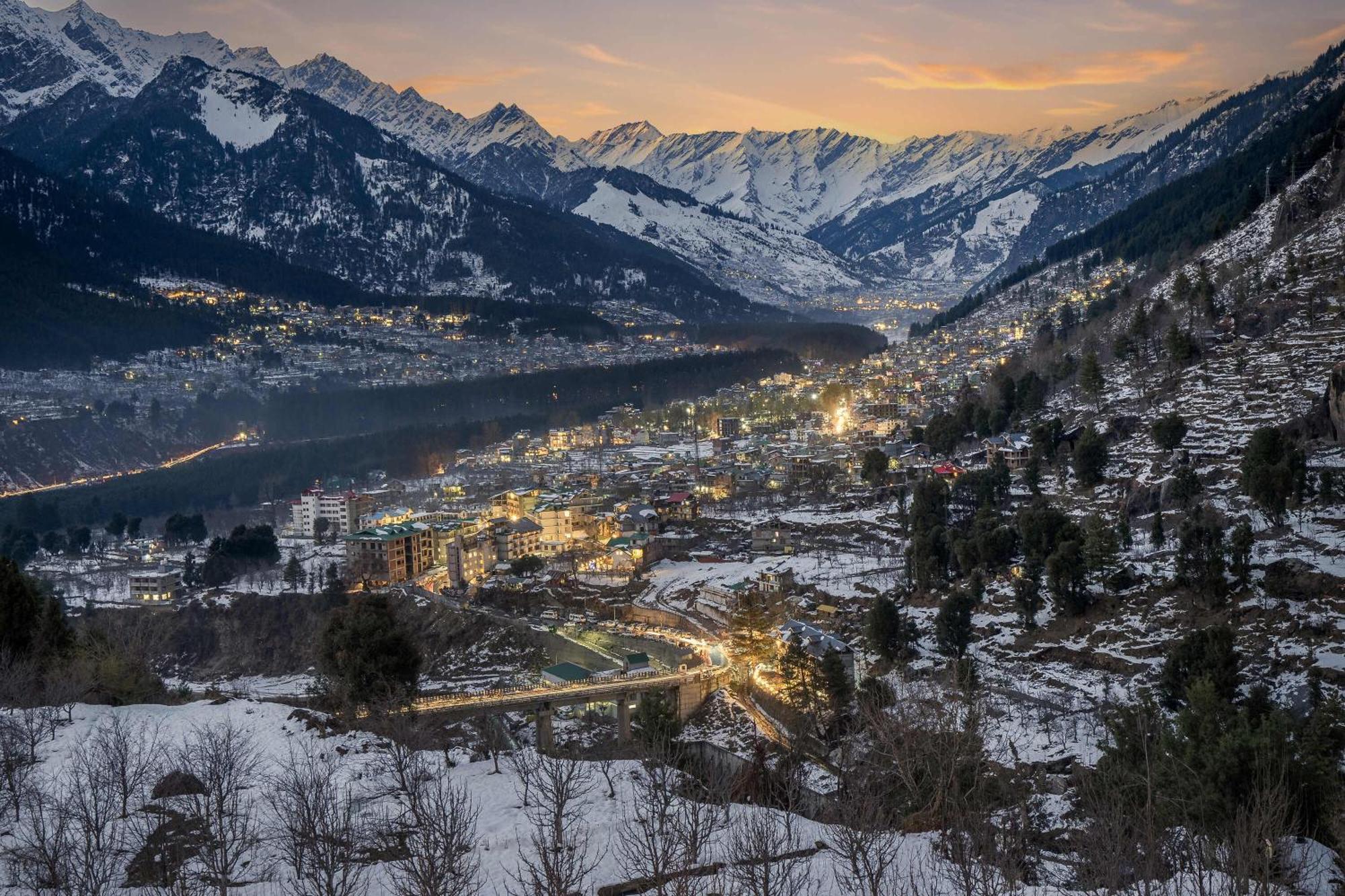 Hotel Echor Himalayan Heights Manali Zewnętrze zdjęcie